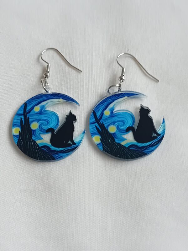 Vincent Van Gogh Starry Night image crescent earrings with black cat
