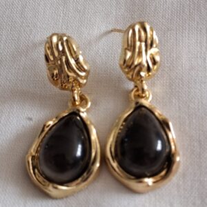 Vintage Style Black & Gold Coloured Earrings | Elegant Retro Jewellery
