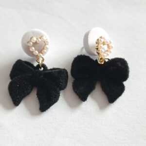Delightful black velvet heart earrings with pearl like stones shaped heart earrings